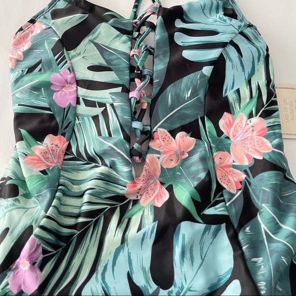 Floral Print One Piece Swimsuit - Picture 3 of 7